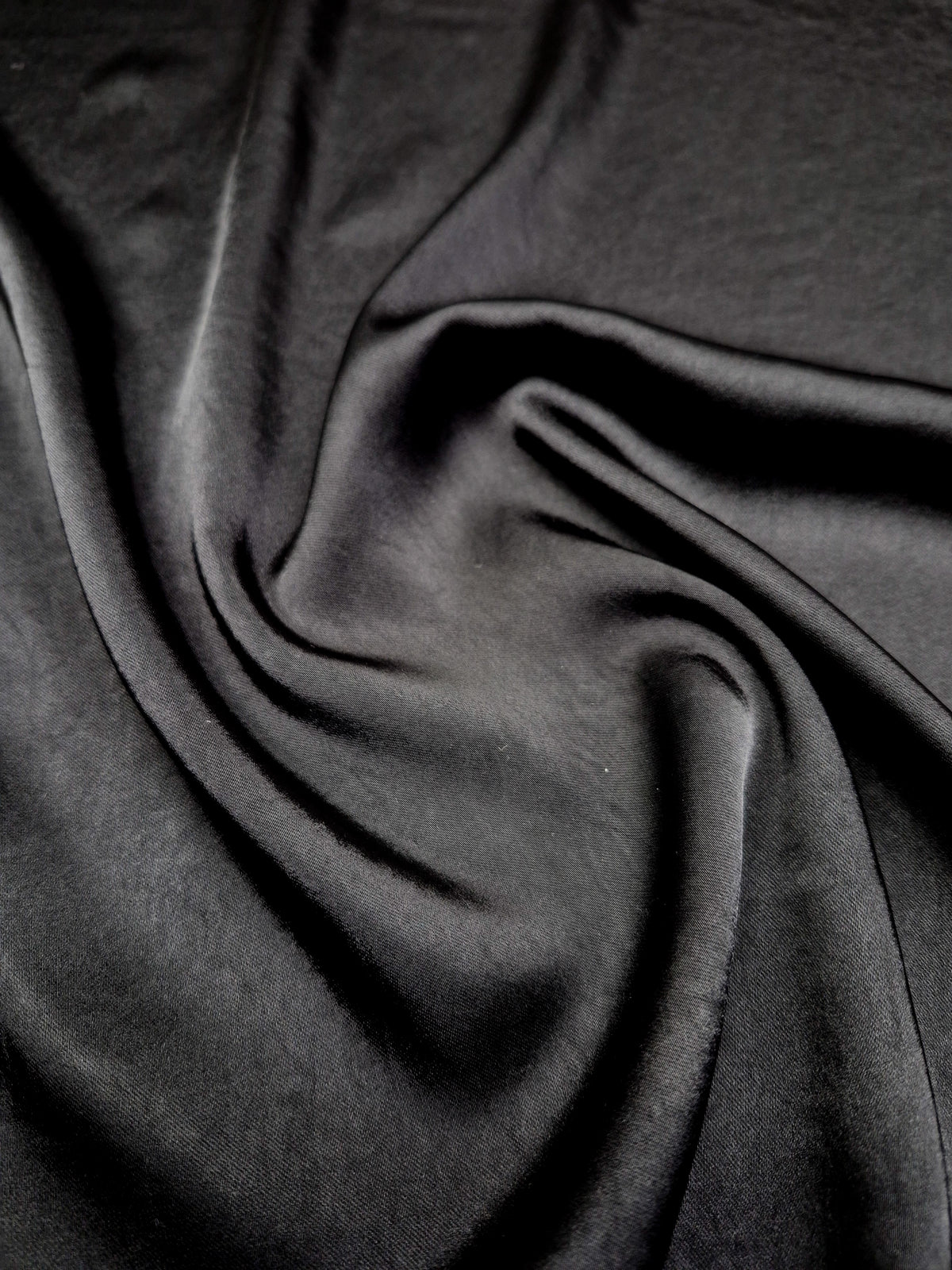 Perfect Satin - Black