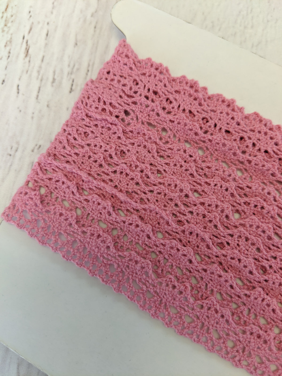 Crocheted Lace in Dusty Rose - 1.4cm